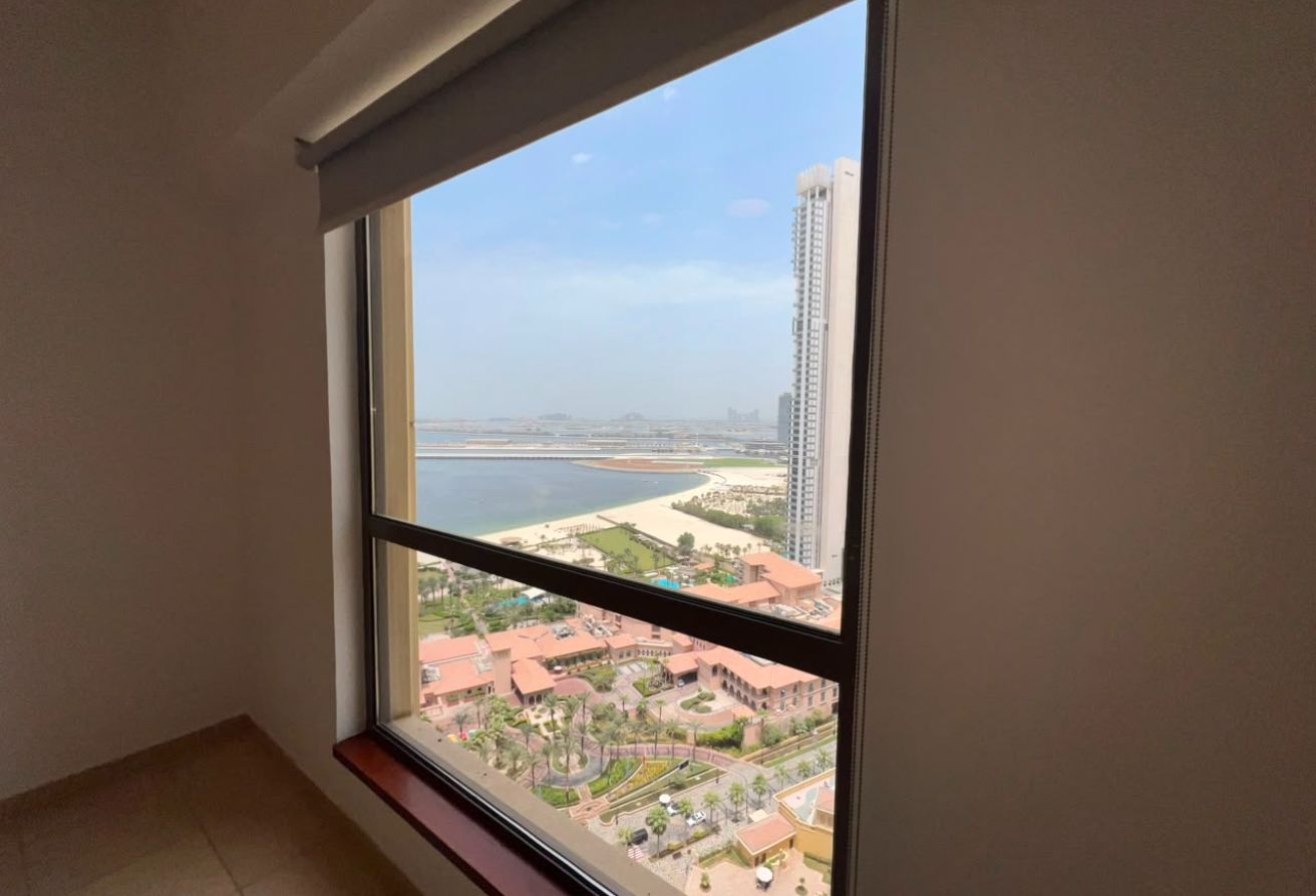 Fully Seaview - High Floor- Vacant- Spacious Unit — image 16