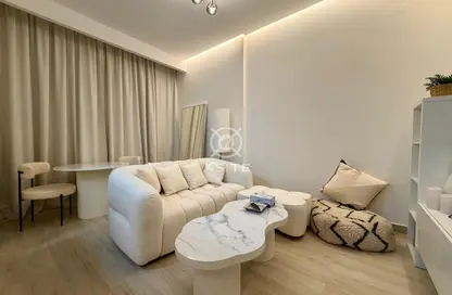 شقة - غرفة نوم - 2 حمامات للايجار في ذا ايست كريست - ديستريكت 17 - قرية جميرا الدائرية - دبي