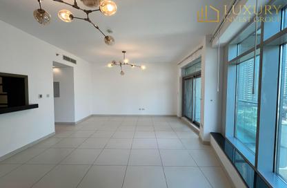 Apartment - 2 - 3 for rent in The Lofts East - The Lofts - Downtown Dubai - Dubai
