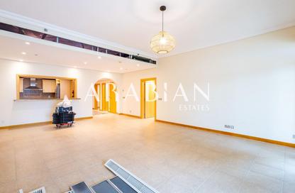 Apartment - 2 Bedrooms - 4 Bathrooms for rent in Al Das - Shoreline Apartments - Palm Jumeirah - Dubai