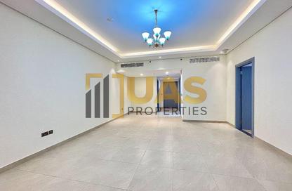 Apartment - 1 Bedroom - 2 Bathrooms for rent in Al Hudaiba Mall - Al Hudaiba - Bur Dubai - Dubai