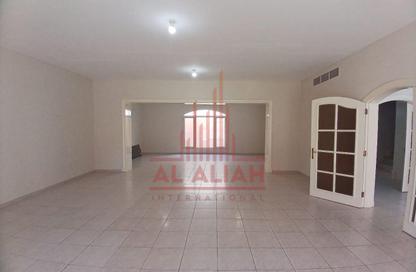 Villa - 5 - 7 for rent in Al Mushrif Villas - Al Mushrif - Abu Dhabi
