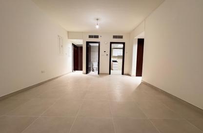 Apartment - 1 Bedroom - 2 Bathrooms for rent in Danet Abu Dhabi - Abu Dhabi Apartment - 1 Bedroom - 2 Bathrooms for rent in Danet Abu Dhabi - Abu Dhabi