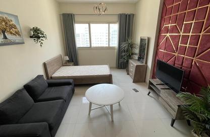 شقة - 1 حمام للايجار في مساكن النخبة رقم 1 - مساكن النخبة الرياضية - مدينة دبي الرياضية - دبي