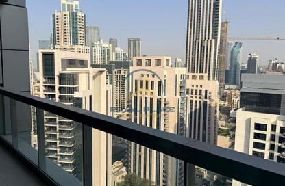 Apartment - 1 Bedroom - 2 Bathrooms for rent in 8 Boulevard Walk - Mohammad Bin Rashid Boulevard - Downtown Dubai - Dubai