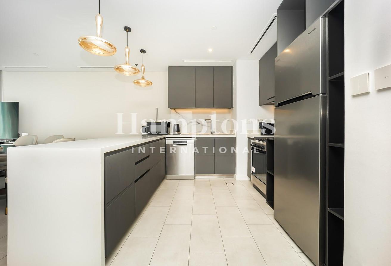Fully Furnished | Sunset Ocean View | Mid Floor photo 7
