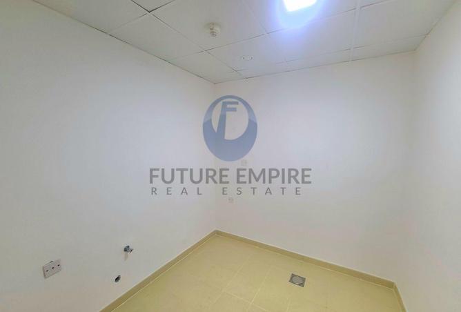 70283453 - Property Image 3