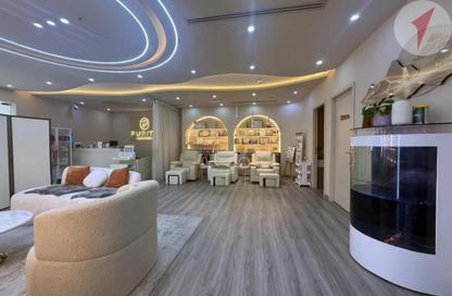 Shop - Studio - 2 Bathrooms for rent in West Avenue Tower - Dubai Marina - Dubai Shop - Studio - 2 Bathrooms for rent in West Avenue Tower - Dubai Marina - Dubai