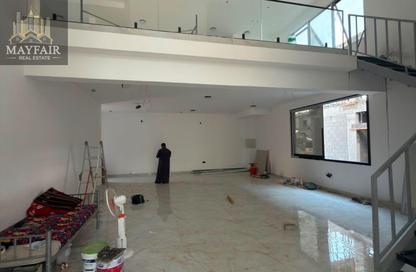 Show Room - Studio - 1 Bathroom for rent in Gulf Tower - Emirates City - Ajman