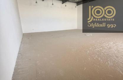 Warehouse - Studio - 1 for rent in Umm Al Thuoob - Umm Al Quwain