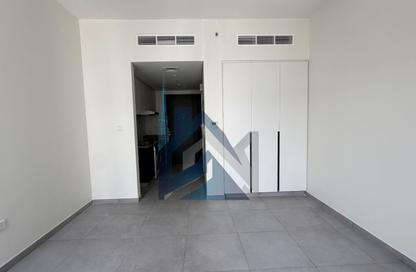 Apartment - Studio - 1 Bathroom for rent in The Link - East Village - Aljada - Sharjah