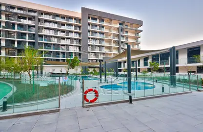 Apartment - 1 Bathroom for sale in The Gate - Masdar City - Abu Dhabi