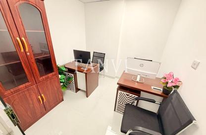 Office Space - Studio - 1 for rent in Silver Home Building - Hor Al Anz - Deira - Dubai
