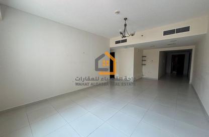 Apartment - 1 Bedroom - 2 Bathrooms for rent in Crystal Plaza - Al Majaz 1 - Al Majaz - Sharjah