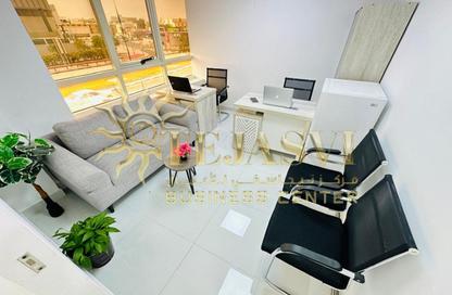 Office Space - Studio - 1 Bathroom for rent in Silver Home Building - Hor Al Anz - Deira - Dubai