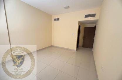 Apartment - 2 Bedrooms - 2 Bathrooms for rent in Al Jurf 2 - Al Jurf - Ajman Downtown - Ajman