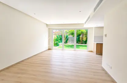 Townhouse - 2 Bedrooms - 4 Bathrooms for rent in Springs 12 - The Springs - Dubai
