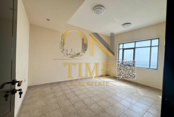 81953941 - Property Main Image