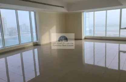 Apartment - 3 Bedrooms - 4 Bathrooms for rent in Al Khan Lagoon Tower - Al Khan Lagoon - Al Khan - Sharjah