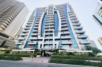 Apartment - 2 Bedrooms - 3 Bathrooms for rent in Hub Canal 2 - Hub Golf View Apartments - Dubai Sports City - Dubai