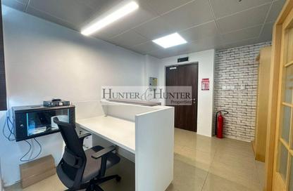 Office Space - Studio - 2 Bathrooms for rent in One Lake Plaza - JLT Cluster T - Jumeirah Lake Towers - Dubai