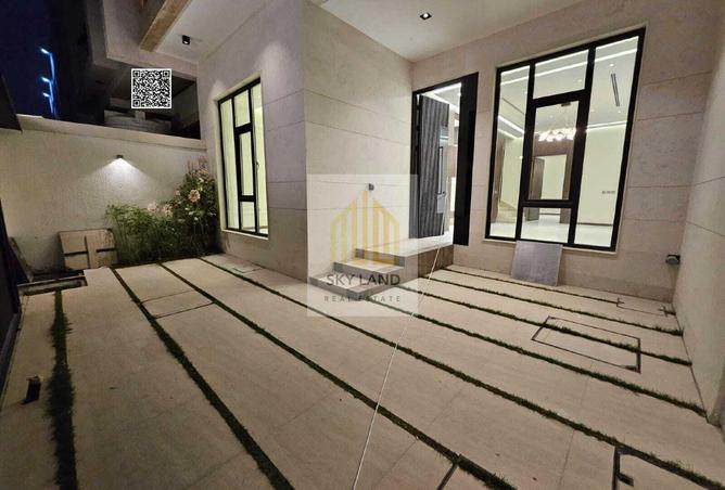 64028628 - Property Image 2