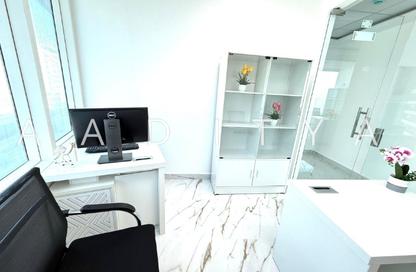 Office Space - Studio - 1 for rent in Fatima Mohammad Ahmad Bin Suleiman Building - Al Raffa - Bur Dubai - Dubai