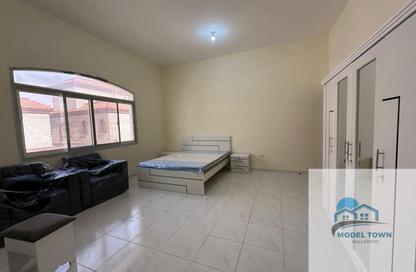 Apartment - Studio - 1 Bathroom for rent in Khalifa City A Villas - Khalifa City A - Khalifa City - Abu Dhabi