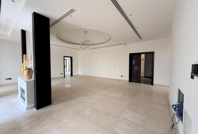 69893874 - صورة العقار 3