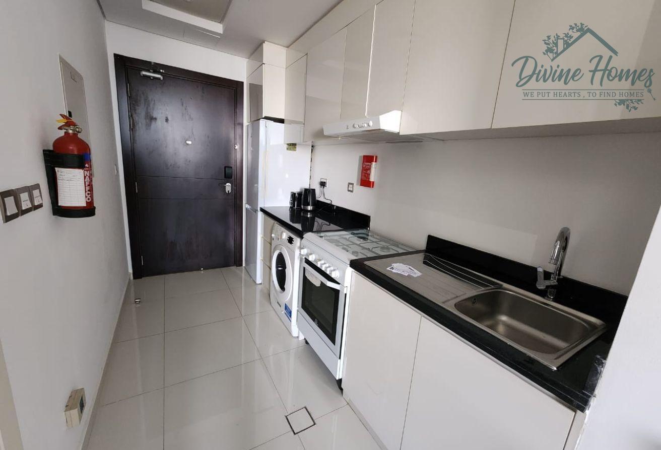 SINGLE CHEQUE | UPGRADED UNIT | FURNISHED photo 7