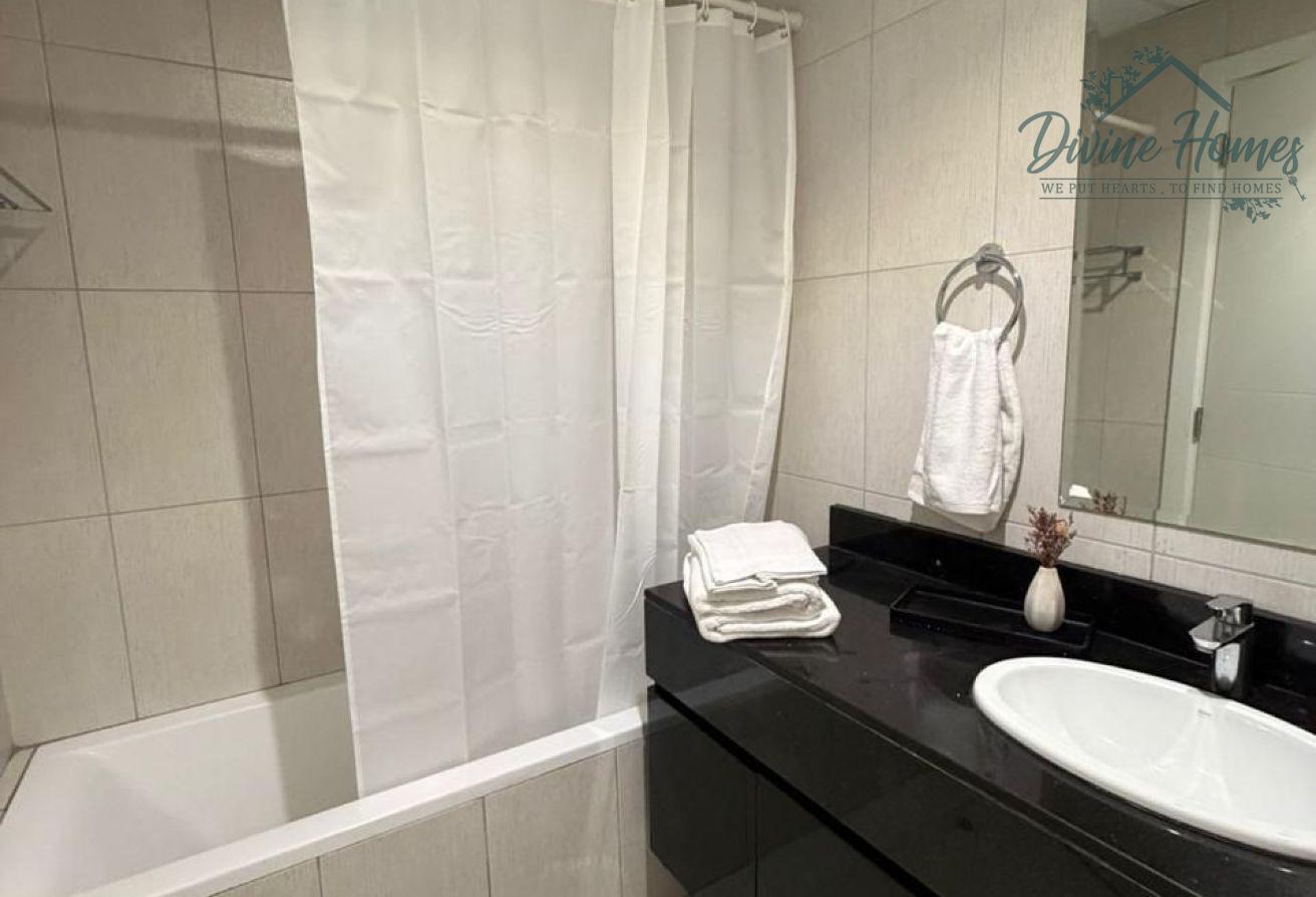 SINGLE CHEQUE | UPGRADED UNIT | FURNISHED photo 6
