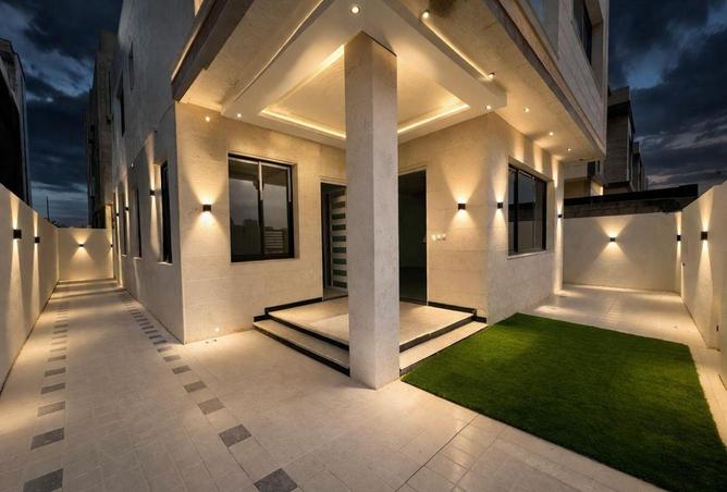 112280893 - Property Image 2