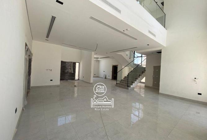 100835596 - Property Image 3
