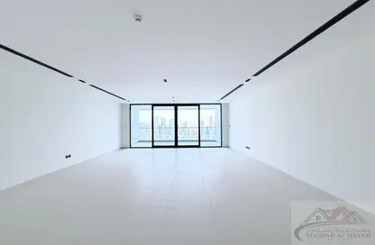 شقة - 3 غرف نوم - 5 حمامات للايجار في تيراسيس الشارقة - الخان لاجون - الخان - الشارقة