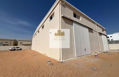 Warehouse - Studio - 2 Bathrooms for rent in Umm Dir - Umm Al Quwain