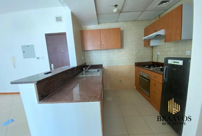111405382 - Property Image 2