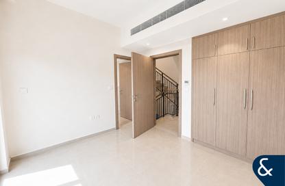 Townhouse - 4 - 4 for sale in Verona - Damac Hills 2 - Dubai