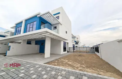 Townhouse - 5 Bedrooms - 6 Bathrooms for rent in Damac Lagoons - Dubai