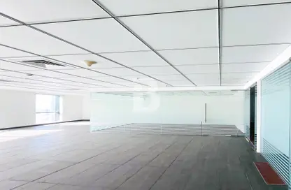 مكتب - استوديو للايجار في برج ريجال - الخليج التجاري - دبي