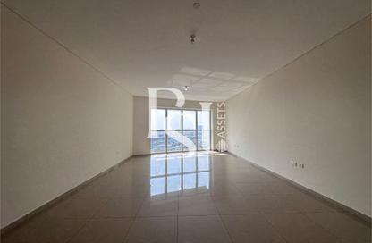 Apartment - 2 Bedrooms - 3 Bathrooms for rent in RAK Tower - Marina Square - Al Reem Island - Abu Dhabi