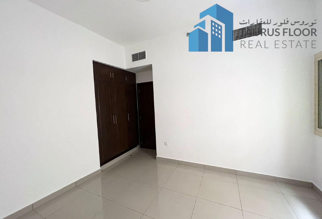 Near metro link bus stop || 1 BR || Gym Pool photo 11