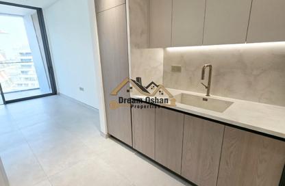 Apartment - Studio - 1 for rent in Binghatti Ghost - Dubai Healthcare City 2 - Al Jaddaf - Dubai Apartment - Studio - 1 for rent in Binghatti Ghost - Dubai Healthcare City 2 - Al Jaddaf - Dubai