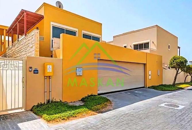 Rent in Yasmin Community: Rare Find! Spacious 4BR Villa with Garden ...