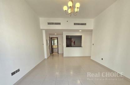 Apartment - 2 - 4 for rent in Masaken Al Muraqqabat 07 - Al Muraqqabat - Deira - Dubai