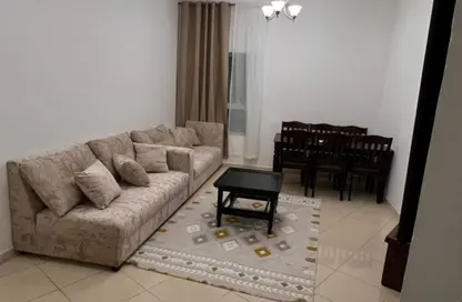 شقة - غرفة نوم - 2 حمامات للبيع في أورينت تاور 1 - أورينت تاور - البستان - عجمان