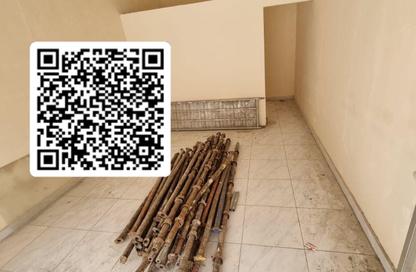 Shop - Studio for rent in Al Nabaa Building - Al Naba'ah - Al Sharq - Sharjah