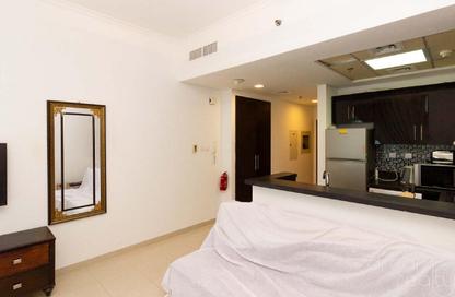 Apartment - Studio - 1 for rent in Botanica Tower - Dubai Marina - Dubai Apartment - Studio - 1 for rent in Botanica Tower - Dubai Marina - Dubai
