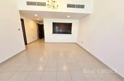 Apartment - 1 Bedroom - 2 Bathrooms for rent in Masaken Al Muraqqabat 07 - Al Muraqqabat - Deira - Dubai