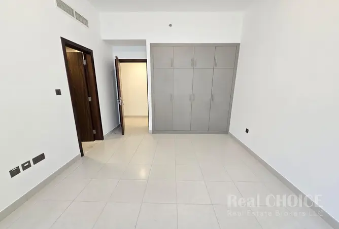 155517612 - Property Image 3