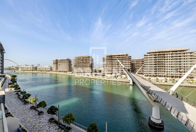 Canal Facing | Appliances Included | Mid Floor